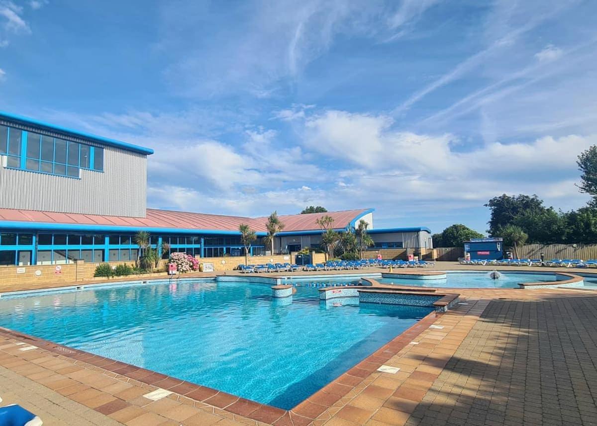 Hendra Park Hotel นิวคีย์ ภายนอก รูปภาพ